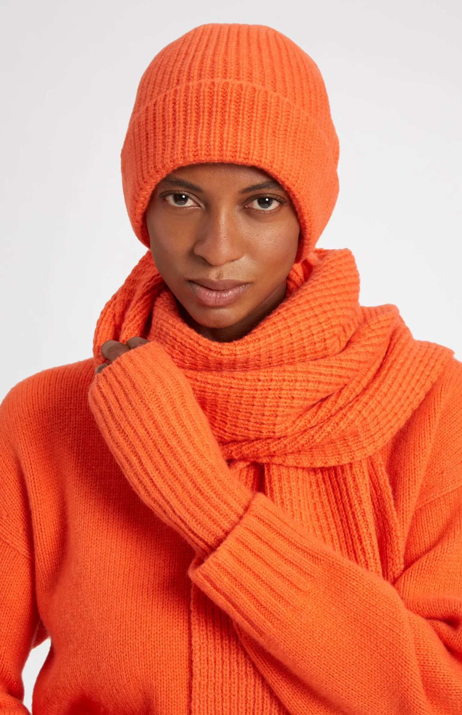 Women Pringle of Scotland Cashmere Scarf In A Waffle Stitch In Apricot Orange