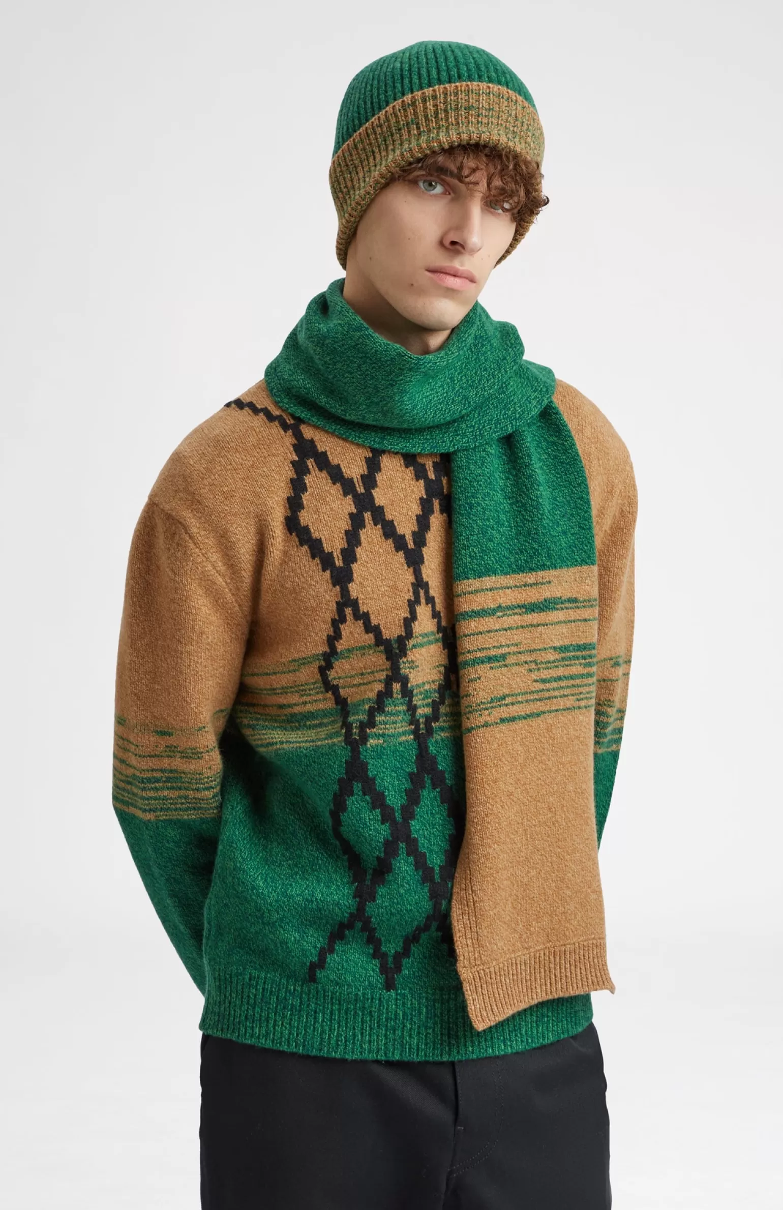 Pringle of Scotland Men's Lambswool Scarf With A Mouline Degrade Effect In Vicuna and Evergreen